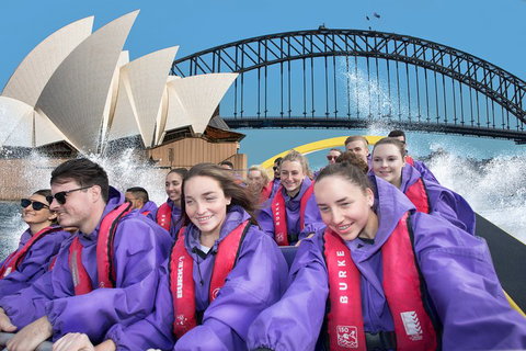 30-Minute Sydney Harbour Jet Boat Ride: Thunder Twist - Restaurants Sydney 1