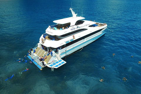 Cruise Out And Cruise Return, Plus 10 Minute Scenic Flight - Restaurants Sydney 2