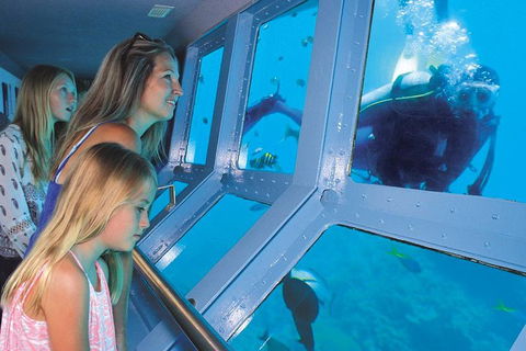 Port Douglas - Cruise And 10 Minute Scenic Flight - Restaurants Sydney 0