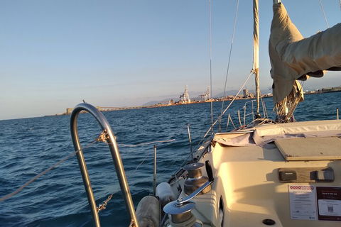 Townsville Small Group Early Morning Sailing Cruise Boat Tour Charter Hire - Restaurants Sydney 2