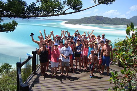 Whitehaven Beach And Hill Inlet | Awesome Beach BBQ | Family Friendly - Restaurants Sydney 1