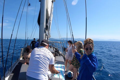 Ocean Free Green Island & Great Barrier Reef Snorkel Cruise, Cairns 25 Guests - Restaurants Sydney 3