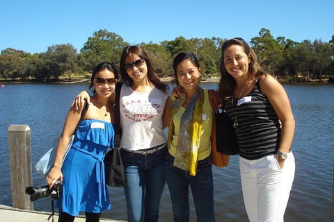 1/2 Day Swan Valley Wine Cheese & Chocolate Tour Inc Afternoon Cruise To Perth - Restaurants Sydney 2