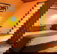 3 Day 4WD Dragonfly Dreaming Accommodated Top End Safari - Restaurants Sydney