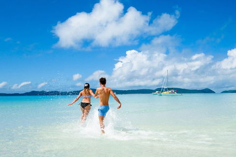 Whitehaven Beach And Hill Inlet Lookout Full-Day Snorkeling Cruise By High-Speed Catamaran - Restaurants Sydney 4