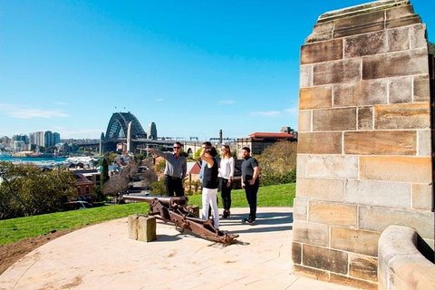 Private Essential Sydney Tour Including Lunch At The Cruising Yacht Club Of Australia - Restaurants Sydney 4