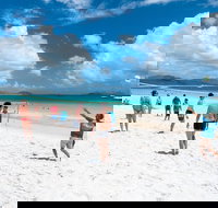 Whitehaven Beach and Hamilton Island Cruise - Restaurants Sydney