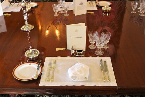 Bespoke Off-the-Beaten-Path Tour Of Inner Sydney - Restaurants Sydney 4