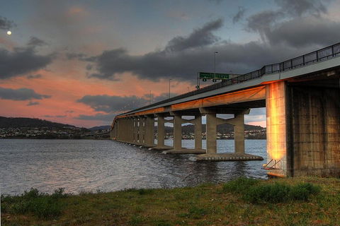Wonderful Hobart Self-Guided Audio Tour - Restaurants Sydney 3