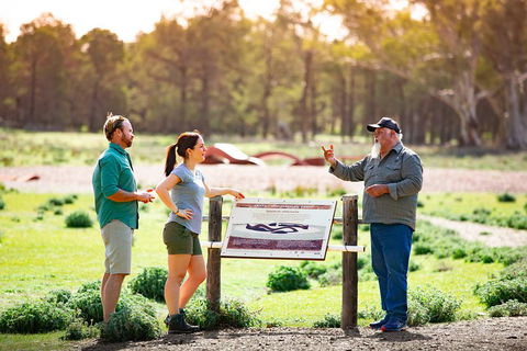 Yura Udnyu - Our Culture, Your Culture (Aboriginal Cultural Walk) - Restaurants Sydney 3