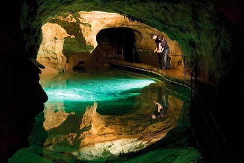 Blue Mountains Private Tour From Sydney With Jenolan Caves - Restaurants Sydney 5