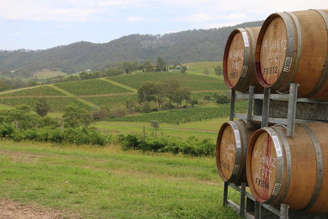 Hunter Valley Wine Tour From Sydney Incl Lunch, Cheese, Chocolate And Distillery - Restaurants Sydney 5
