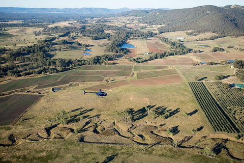 Private Helicopter Flight To Hunter Valley With A La Carte Lunch - For 2 - Restaurants Sydney 5